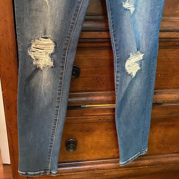 JEANS - Picture 2 of 2